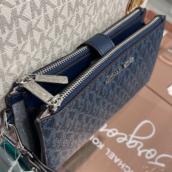 Michael Kors Jet Set Travel Large Double-Zip Wristlet-Wallet-PhoneHolder Admiral - Picture 4 of 16